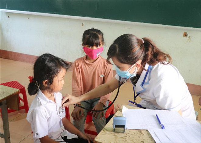 Không tiêm ngừa uốn ván, bạch hầu cùng đợt với vaccine phòng COVID-19 ảnh 1