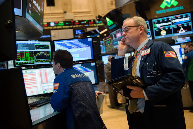 Thị trường chứng khoán thế giới: Đầu tuần u ám, cuối tuần bừng sáng ảnh 1