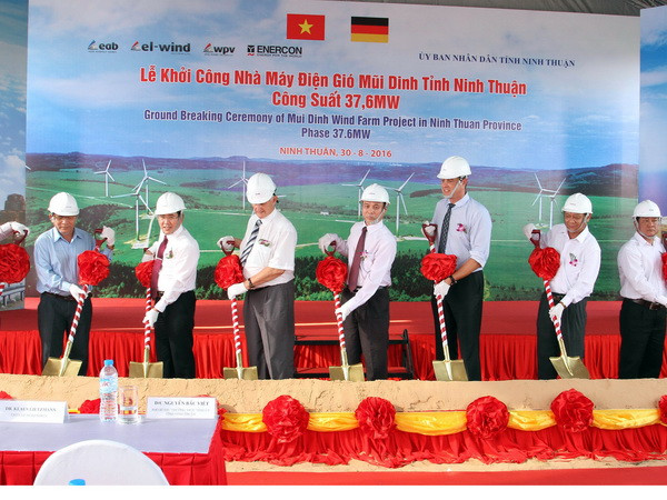 Công ty EAB của Đức đầu tư xây dựng nhà máy điện gió Mũi Dinh ảnh 1