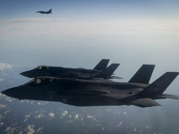 NATO tập trận phòng không và không quân Ample Strike tại Séc ảnh 1