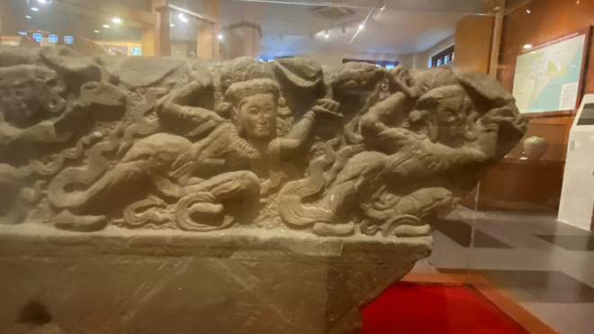 Thành bậc lan can thời Lý - tuyệt tác điêu khắc thủ công thế kỷ 12 ảnh 2