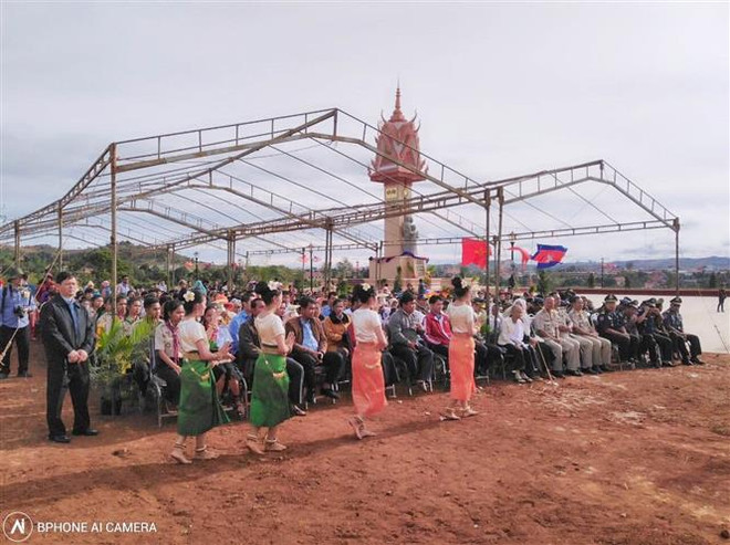 Khánh thành Đài Hữu nghị Việt Nam-Campuchia tại tỉnh Mondolkiri ảnh 1