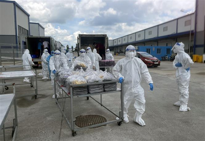 Bình Dương: 30 lãnh đạo Sở hỗ trợ 15 phường “khóa chặt đông cứng” ảnh 1