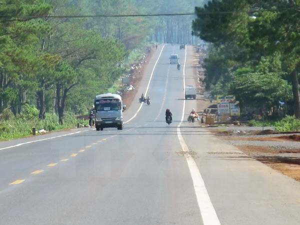 Hơn 1.400 tỷ đồng nâng cấp, mở rộng 42km đường qua tỉnh Thanh Hóa ảnh 1