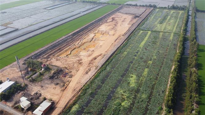 Hai doanh nghiệp bị xử phạt nặng vì sử đụng đất trái phép ảnh 1