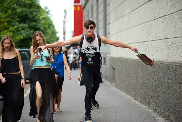 Vũ điệu phóng khoáng thống trị tại Tuần lễ Thời trang Milan ảnh 29