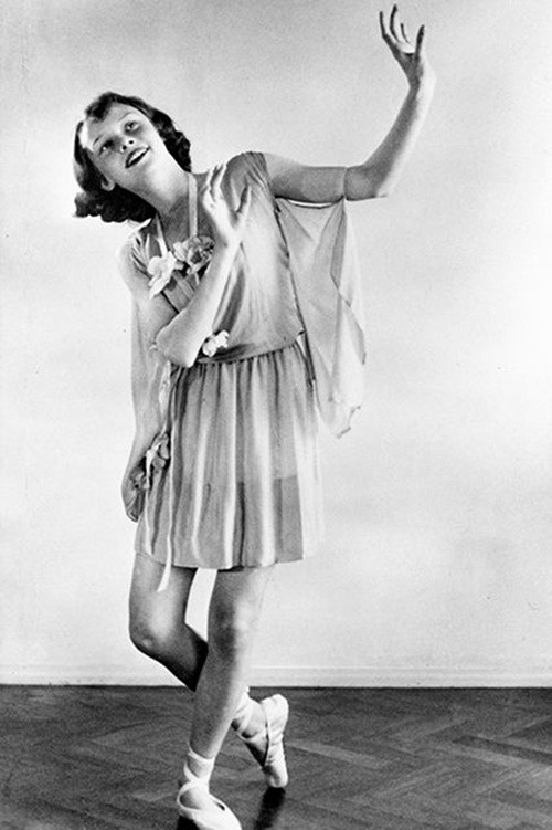 Audrey Hepburn - nàng thơ vĩ đại nhất của nhà thiết kế Givenchy ảnh 1