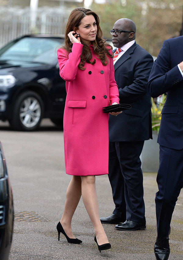 Học hỏi phong cách "cực chất" của những bà bầu nổi tiếng ảnh 2