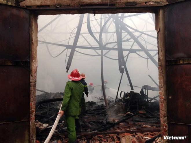 [Video] Hiện trường vụ cháy ở Công ty Thiết bị Khí tượng Thủy văn ảnh 1