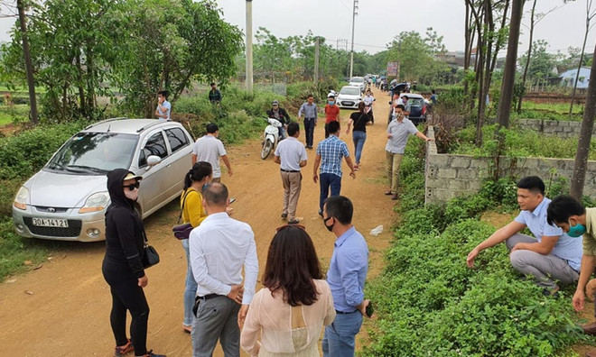 Dịch COVID-19: Bất động sản 'ngủ đông,' đất nền sốt ảo nhờ... môi giới ảnh 3