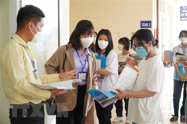 Thí sinh dự kỳ thi đánh giá năng lực của Đại học Quốc gia Thành phố Hồ Chí Minh. (Nguồn: TTXVN) TP.HCM: Điểm chuẩn xét điểm thi đánh giá năng lực khá thấp ảnh 1