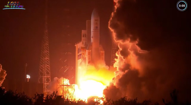 Tên lửa Ariane 5 đã được phóng đi từ bãi Kourou, Guiana. (Nguồn: space.com) Pháp phóng thành công vệ tinh quân sự hiện đại vào quỹ đạo Trái Đất ảnh 1