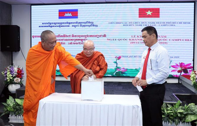 Thành phố Hồ Chí Minh: Họp mặt kỷ niệm 67 năm Quốc khánh Campuchia ảnh 1