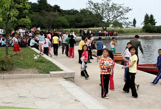 Hình ảnh hiếm hoi về hoạt động vui chơi giải trí ở Triều Tiên ảnh 6
