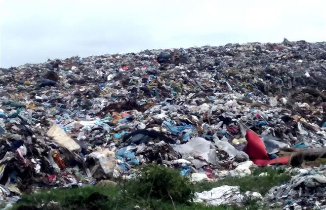 TP Hồ Chí Minh quá tải rác thải do "rác lậu” từ các tỉnh lân cận ảnh 1