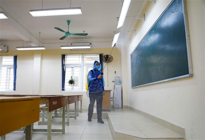 Dịch COVID-19: Nhiều tỉnh, thành phố tiếp tục điều chỉnh lịch học ảnh 1