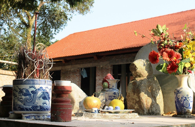 Hà Nội: Kỳ thú ngôi đền Cẩu Nhi trên đảo nhỏ trong hồ Trúc Bạch ảnh 3