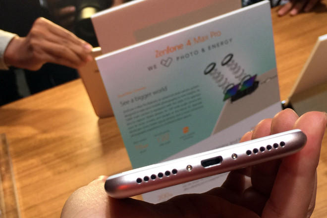 [Photo] Tận mắt thấy những chiếc smartphone ZenFone 4 đầu tiên ảnh 8