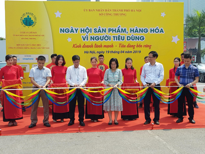 Khai mạc Ngày hội sản phẩm hàng hóa vì người tiêu dùng ảnh 1