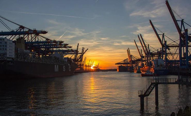 Sri Lanka muốn Ấn Độ, Nhật Bản tham gia xây dựng cảng biển nước sâu ảnh 1