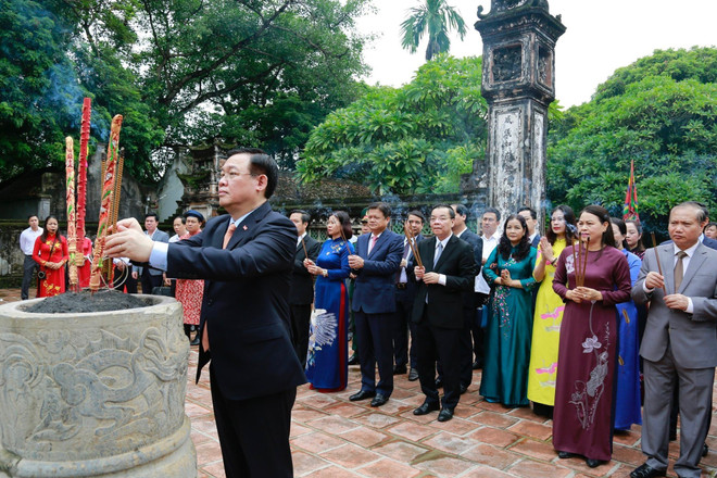 Hà Nội gương mẫu đi đầu, xây dựng Thủ đô giàu đẹp, văn minh, hiện đại ảnh 2
