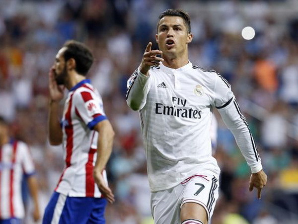 Ronaldo tái diễn hành động thô thiển đối với cầu thủ Atletico ảnh 1