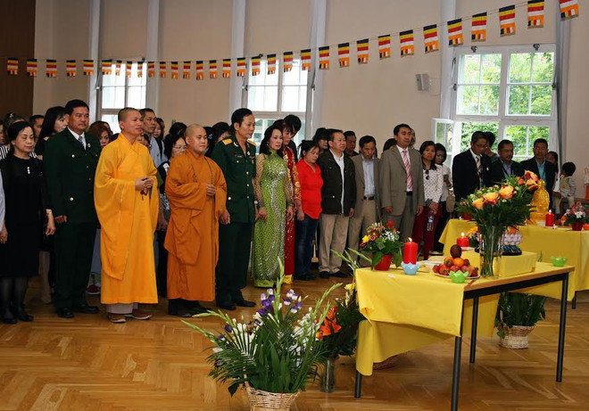 Kiều bào Việt ở Đức tổ chức Đại lễ cầu siêu tri ân anh hùng liệt sỹ ảnh 1