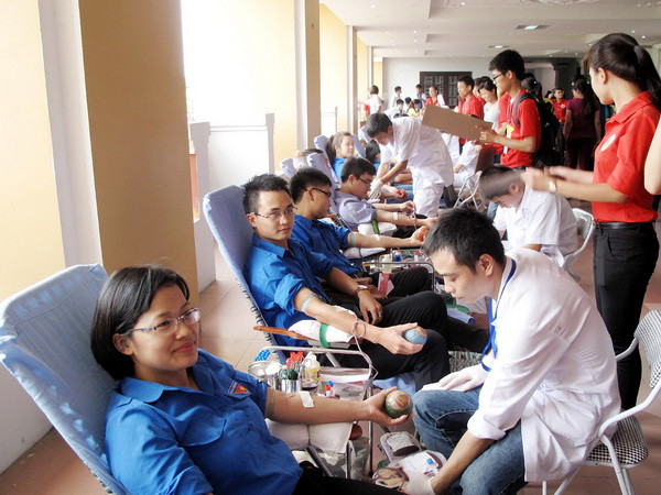 Hơn 1.000 người tham gia Ngày hội hiến máu "Trái tim sông Hàn" ảnh 1