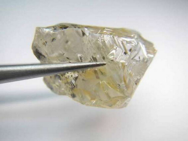 Angola phát hiện viên kim cương ''khủng'' 171 carat ở mỏ Lulo ảnh 1