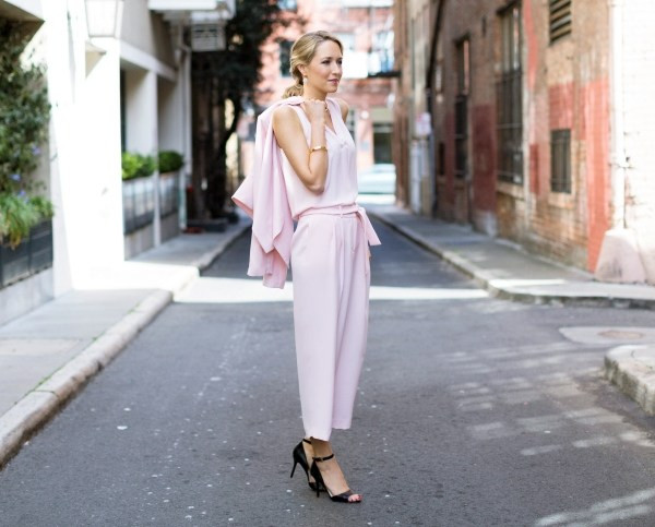 Bốn tuyệt chiêu lựa chọn trang phục "trị" nắng nóng ngày Hè ảnh 1