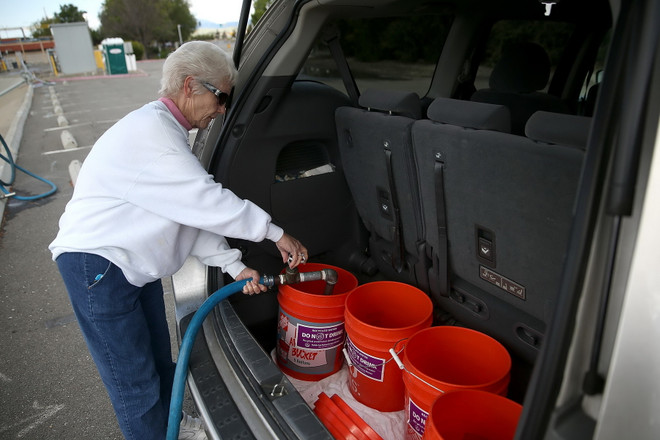 Người dân Mỹ lo ngại giá lương thực tăng do thời tiết khắc nghiệt ảnh 1