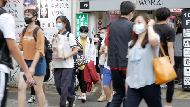 COVID-19: Đài Loan nâng mức báo động, Hàn Quốc hơn 680 ca nhiễm mới ảnh 1