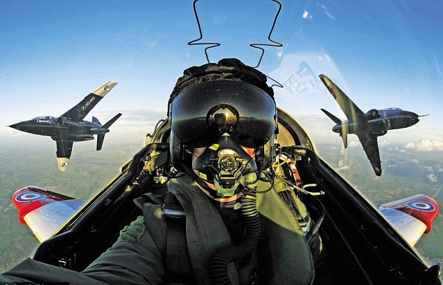 Chính phủ Libya tuyên bố cần máy bay chiến đấu để chống lại IS ảnh 1