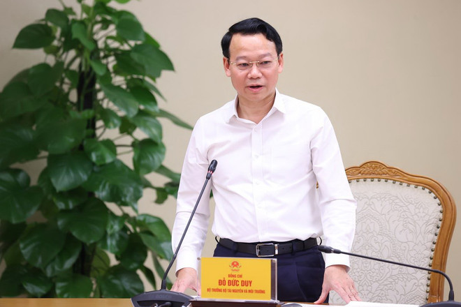 Bộ trưởng Bộ Tài nguyên và Môi trường Đỗ Đức Duy phát biểu. (Ảnh: Văn Điệp/TTXVN) ttxvn_pho_thu_tuong_tran_hong_ha_linh_vuc_dat_dai_3008-3.jpg
