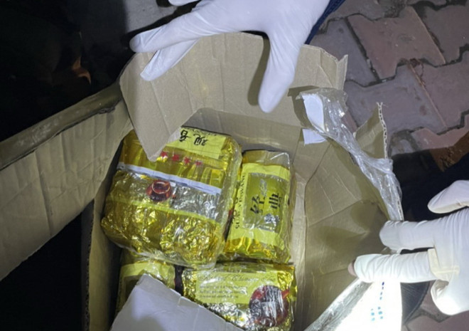 Phát hiện nhóm đối tượng tàng trữ trái phép hơn 13kg ma túy và vũ khí ảnh 1