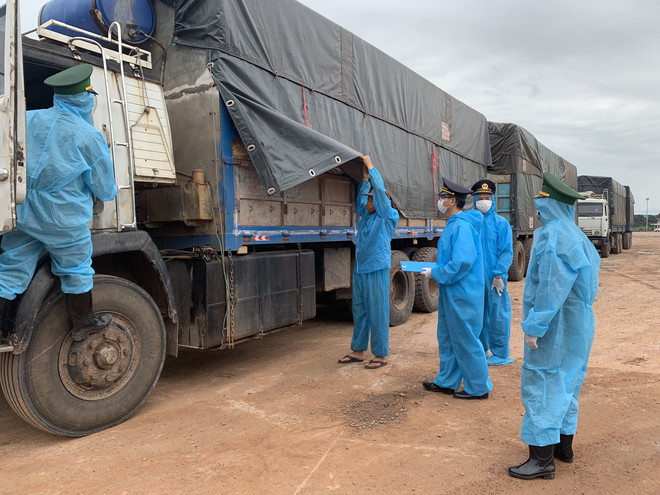 Lính biên phòng bảo vệ vùng biên: Đồn là nhà, biên giới là quê hương ảnh 1