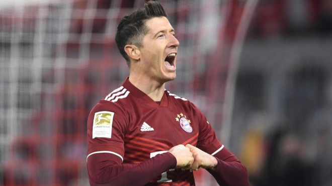 Lewandowski đi vào lịch sử, Bayern bỏ xa Dortmund đến 7 điểm ảnh 1