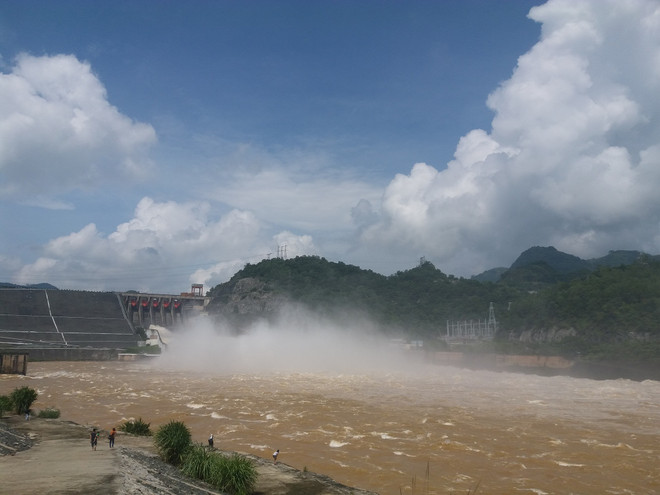 7 giờ ngày 18/8 mở 1 cửa xả đáy tại thủy điện Sơn La, Tuyên Quang ảnh 1