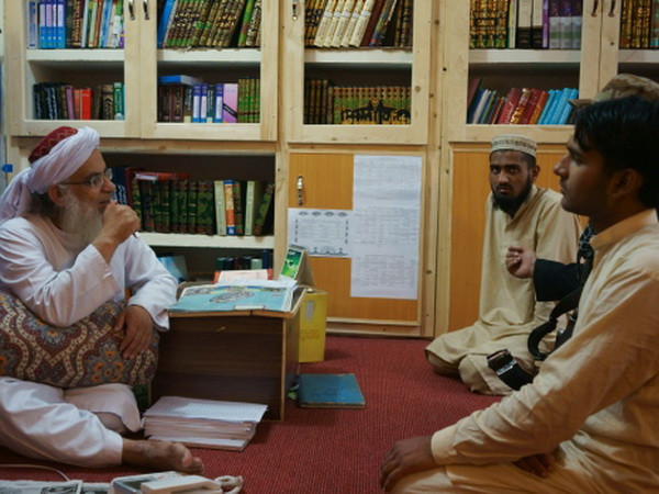 Trường học Hồi giáo đặt tên thư viện là Osama bin Laden ảnh 1