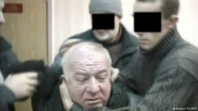 Cựu điệp viên Nga Sergei Skripal đã qua cơn nguy kịch ảnh 1