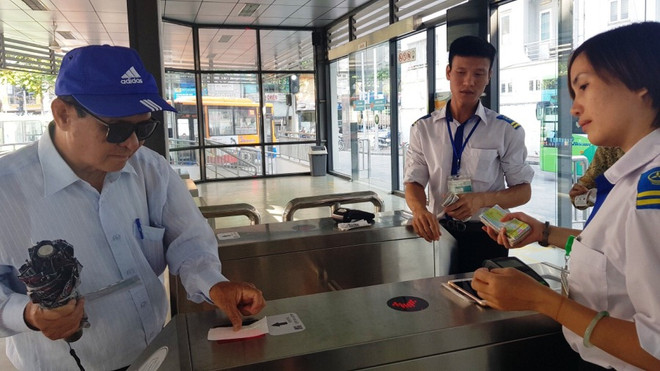 Hà Nội triển khai vé điện tử trên tuyến xe buýt nhanh từ 10/10 ảnh 1