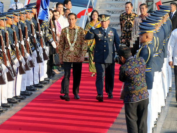 Tổng thống Indonesia Joko Widodo thăm cấp nhà nước Philippines ảnh 1