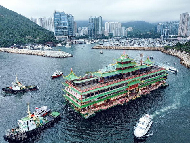 Nhà hàng nổi khổng lồ Jumbo dời khỏi Hong Kong sau gần nửa thế kỷ ảnh 1