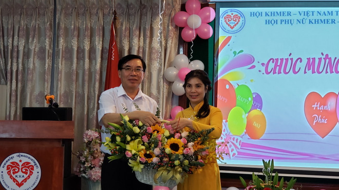 Hội Khmer-Việt Nam công bố thành lập Quỹ hỗ trợ Phụ nữ Phát triển ảnh 2