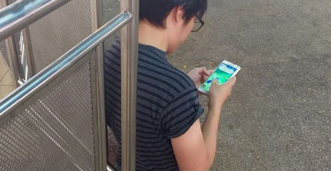 Hai người đàn ông ẩu đả dữ dội vì trò chơi Pokemon Go ảnh 1