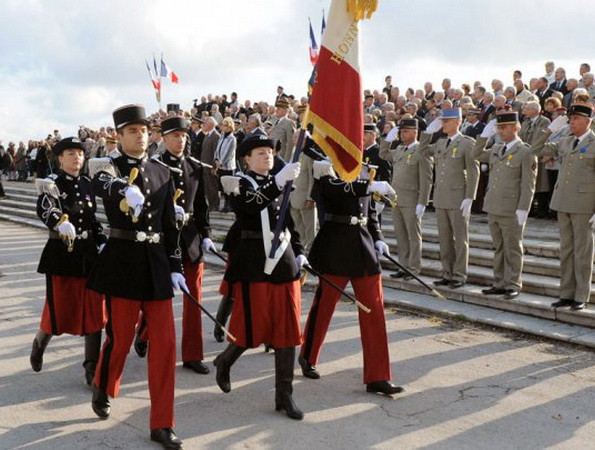 Pháp trang trọng kỷ niệm 70 năm ngày Chiến thắng phátxít Đức ảnh 1