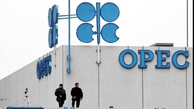 OPEC thừa nhận nguồn cung dầu mỏ vẫn đang dư thừa ảnh 1