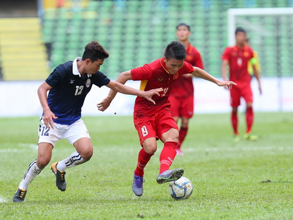 Trọng tài nhận sai với U22 Việt Nam vì "tặng quà" cho Campuchia ảnh 1