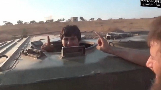 Ám ảnh giây phút cuối của cậu bé Uzbekistan đánh bom liều chết ảnh 2