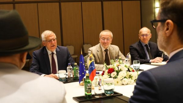 Venezuela sẵn sàng đối thoại hòa bình với Liên minh châu Âu ảnh 1